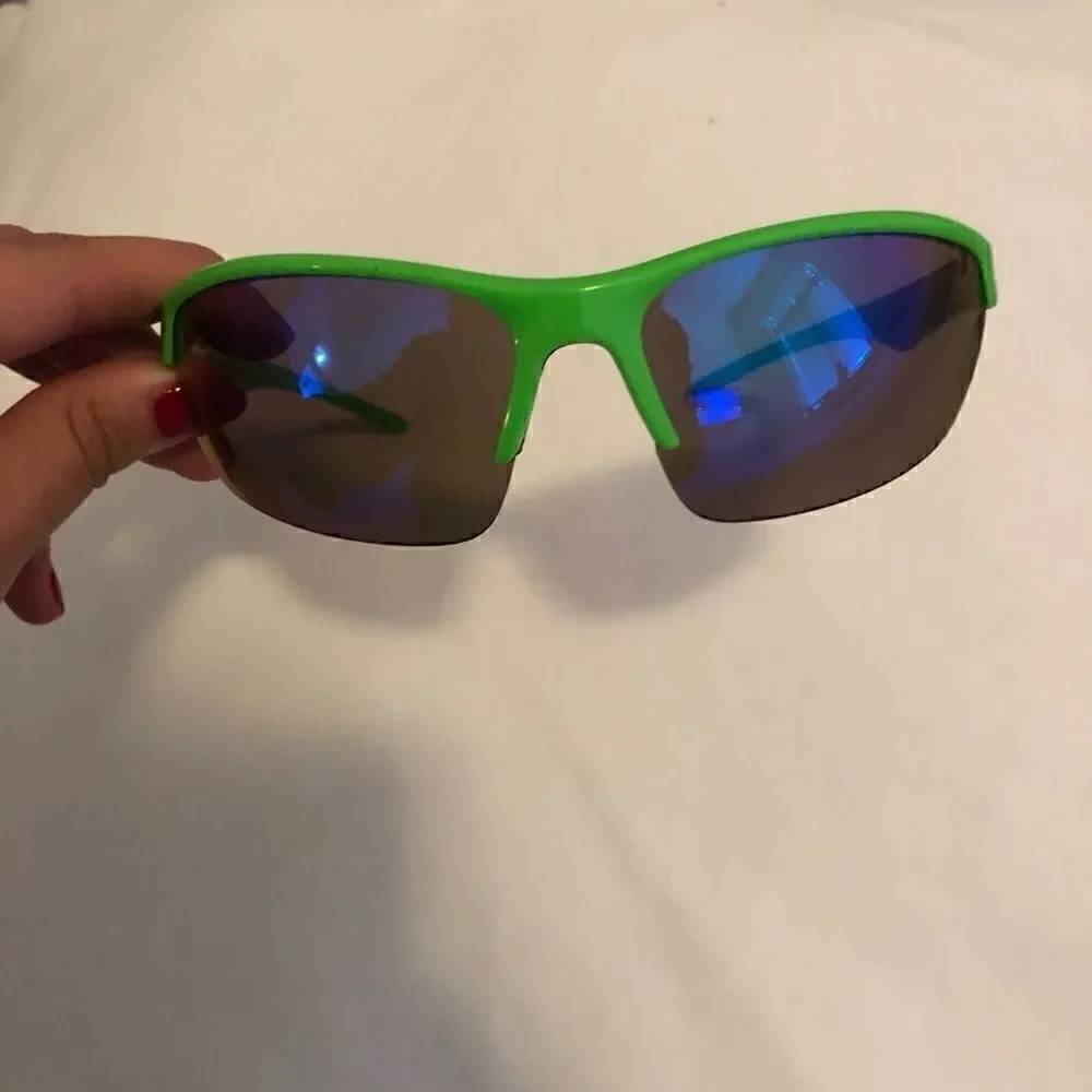 Forever 21 Green Mirrored Sunglasses